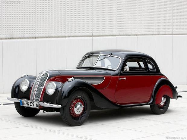 نگاهی به خودروهای بی‌ام‌و دهه 30